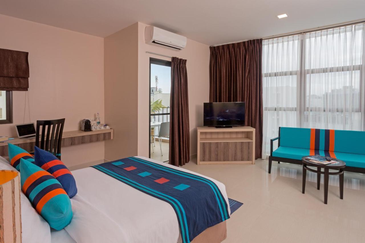 Champa Central Hotel Male Exterior photo
